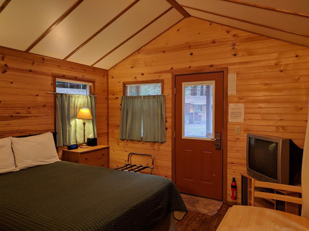 טרינידד Emerald Forest Cabins מראה חיצוני תמונה