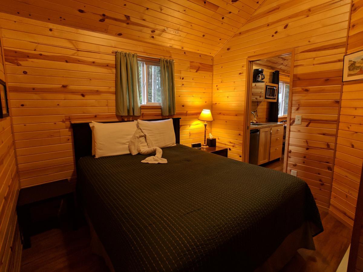 טרינידד Emerald Forest Cabins מראה חיצוני תמונה